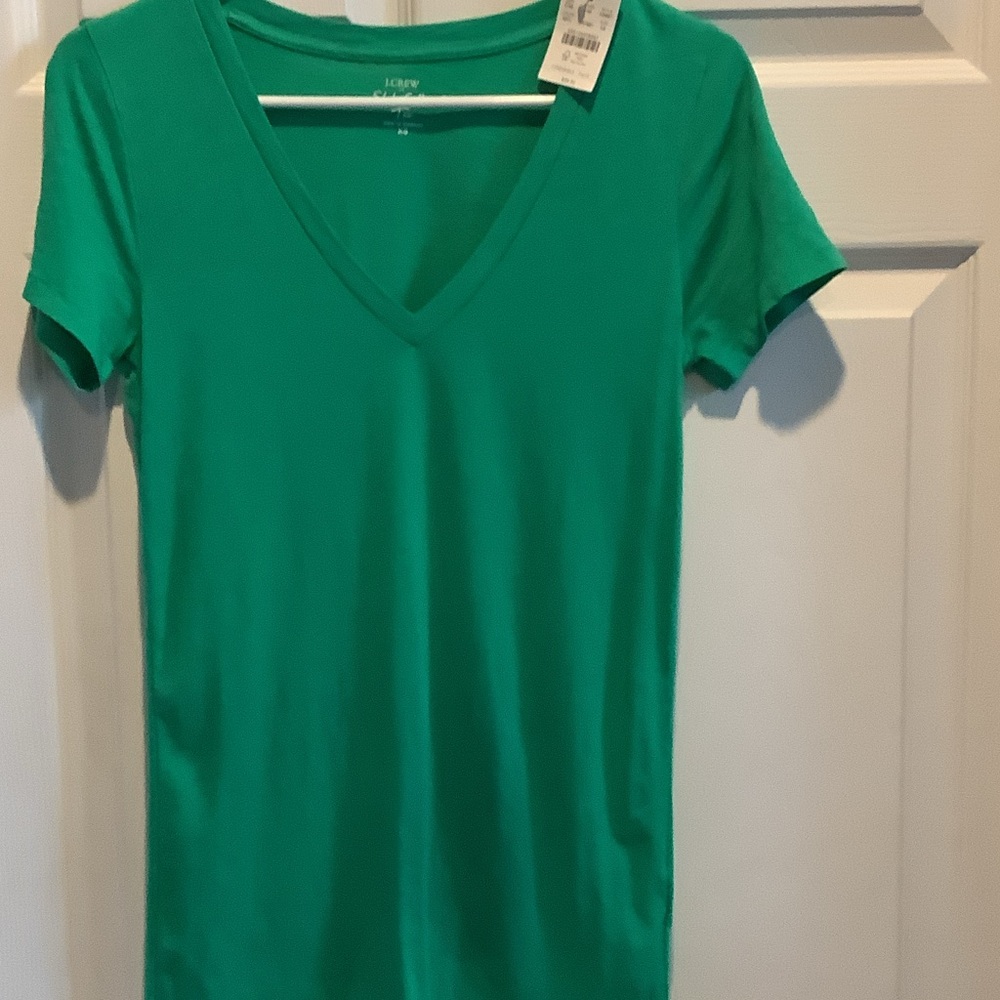 J. Crew‎ Vibrant Green V-Neck Short Sleeve Tee - Picture 4 of 6